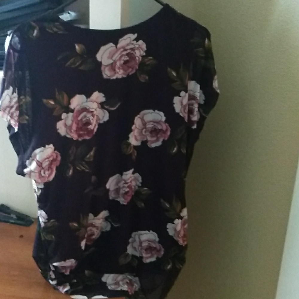 Floral top - Picture 4 of 4